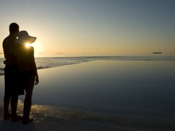 Romantische Sonnenuntergänge - Bei viel Ruhe und eine traumhaften Aussichten lassen sich die schönsten Sonnenuntergänge geniessen.